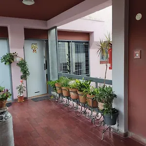 Apartamento Departamento Centrico Ciudad Belgrano Y Aristides Con Cochera, Mendoza